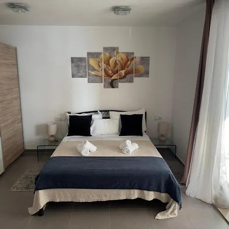 Domani Apartment